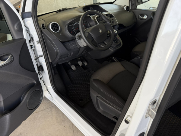 RENAULT KANGOO / 1.5 / DCI